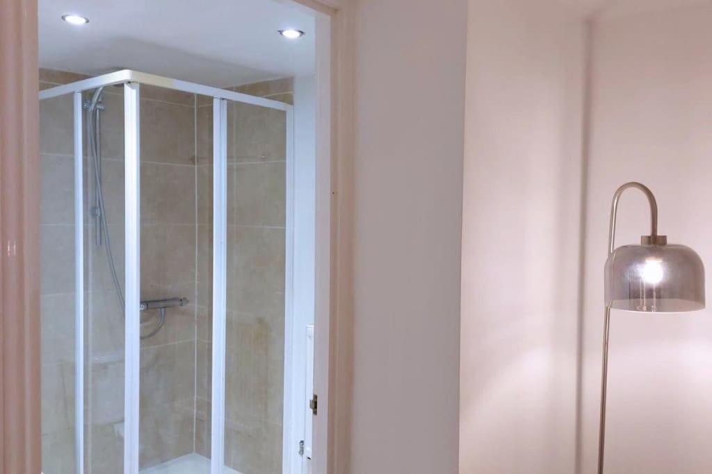 2 Bedroom City Centre Duplex Apt Preston  Exterior foto