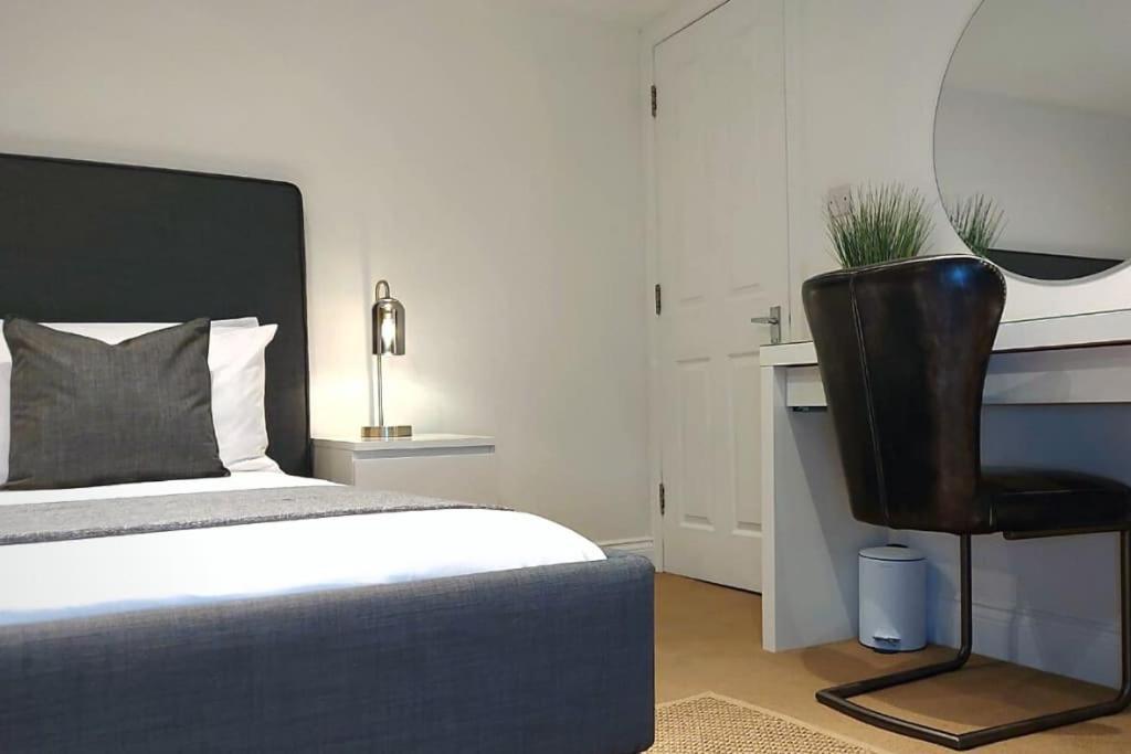 2 Bedroom City Centre Duplex Apt Preston  Exterior foto