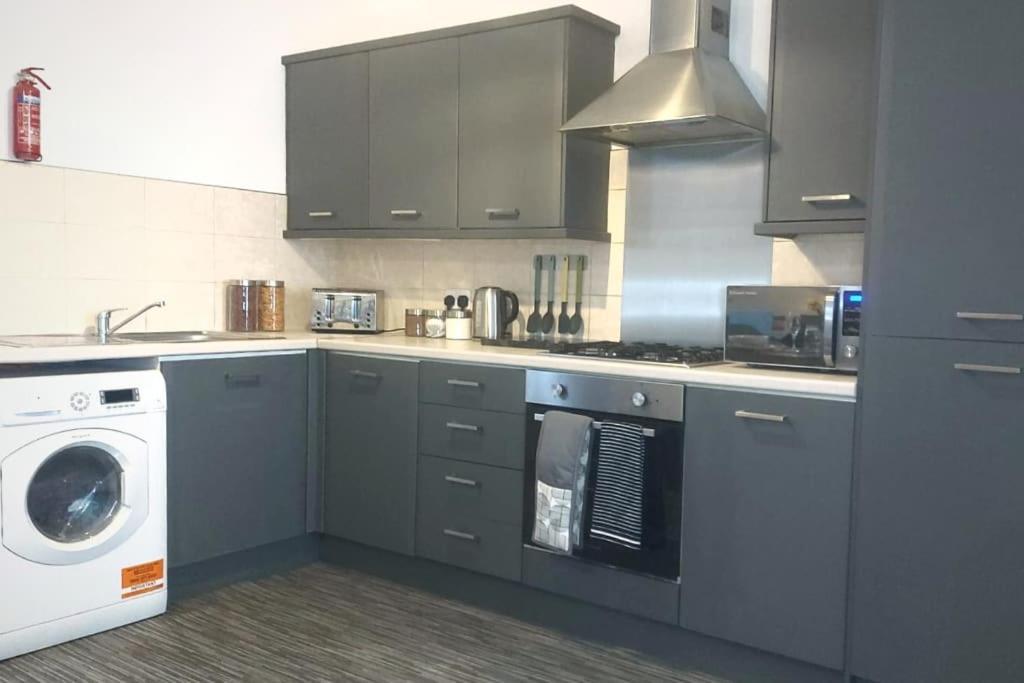 2 Bedroom City Centre Duplex Apt Preston  Exterior foto